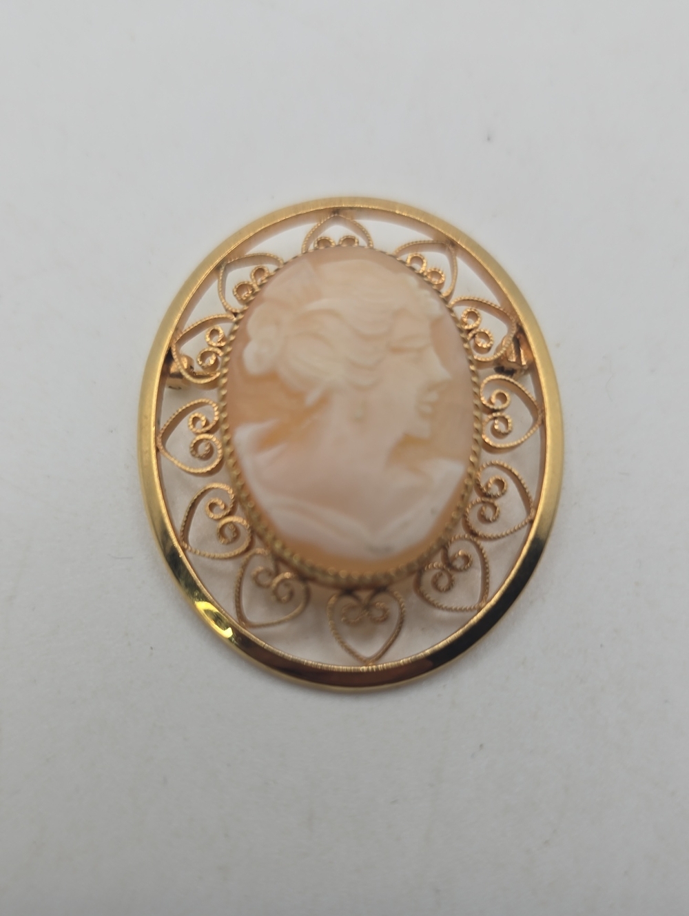 Vintage Cameo Gold Filled Brooch - Gold and Peach